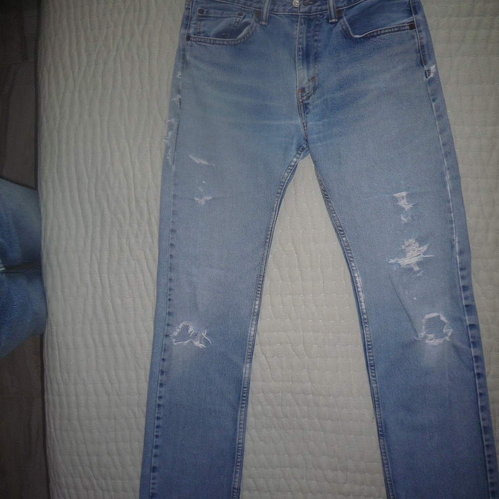 Men's 505 Distressed 80's jeans. 31W X 36L